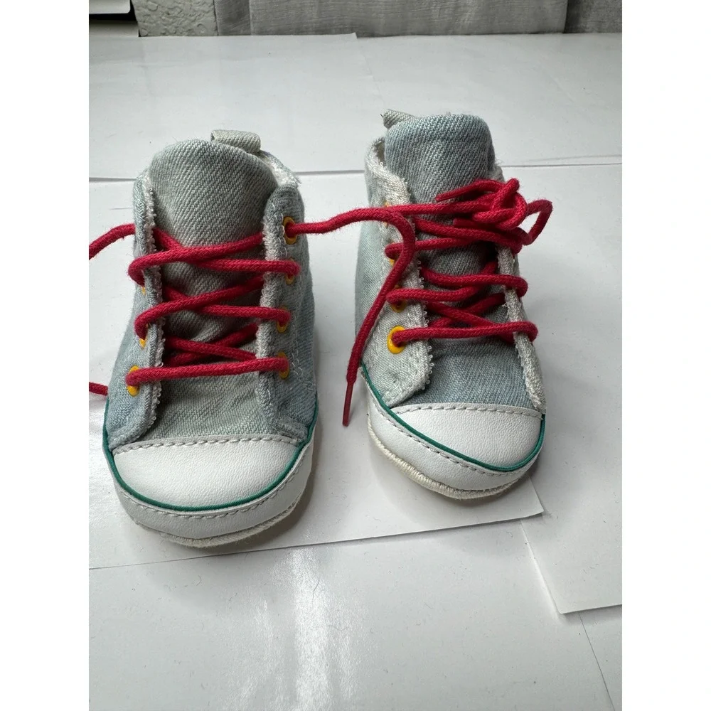 Gymboree Baby Boy High Top Denim Sneakers Blue Red Laces Soft Sole Size 01